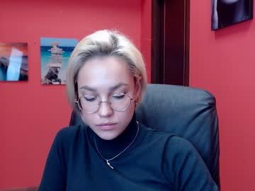 agnes_treis chaturbate