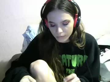 alicewoolfy chaturbate