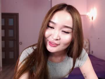 carolinefoxxx chaturbate