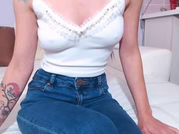 crystalmaiden95 chaturbate