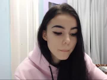 dearlotti chaturbate