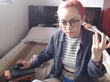 ella_linios chaturbate