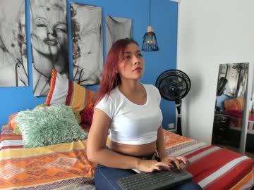 eva_moore_ chaturbate