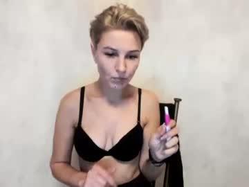 isabelledoll chaturbate