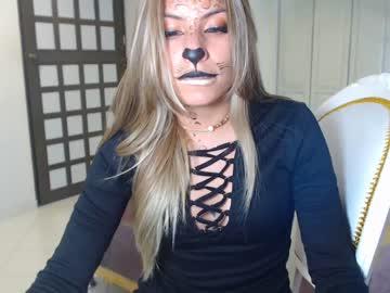 karolsuzy chaturbate