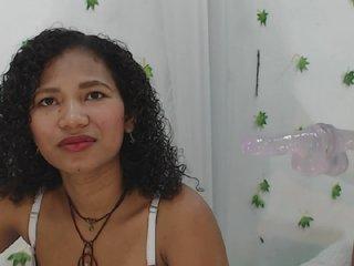 Laila-Banner bongacams