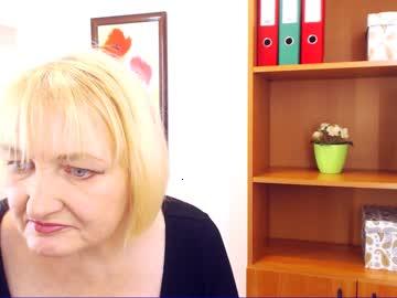 lana__queen chaturbate