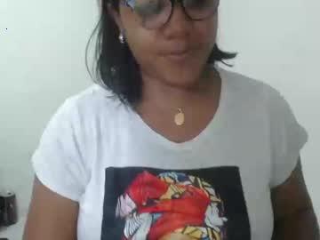 lia44 chaturbate