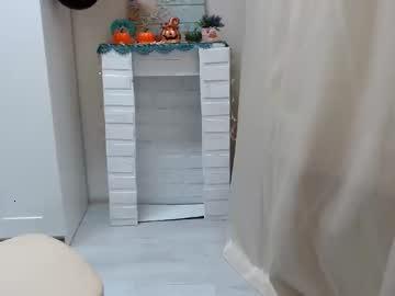 melina_strawberry chaturbate