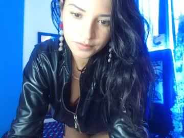 mia_bav3n chaturbate