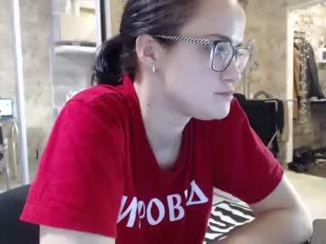 millymila chaturbate