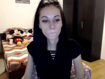 nicolequeen28 chaturbate