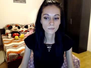 nicolequeen28 chaturbate