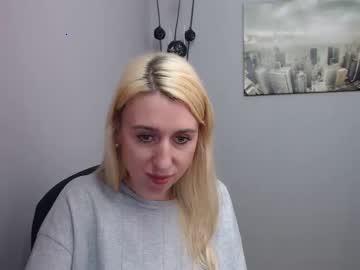 nora_kil chaturbate