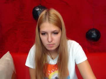 phyliss_lippo chaturbate