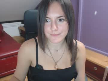 risingnina chaturbate