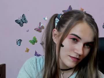 sara_bills chaturbate