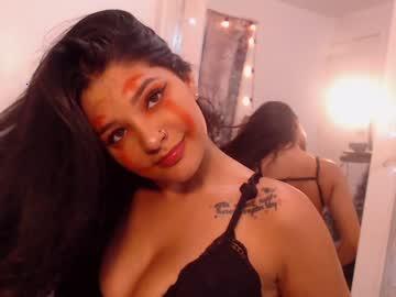 sarahlyon_ chaturbate