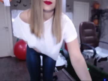 tinawilliamss chaturbate