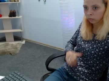 valensiaredxx chaturbate