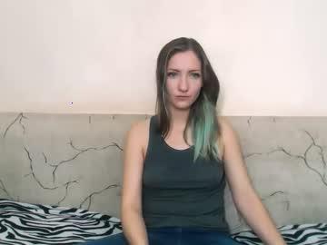 vikkilean chaturbate