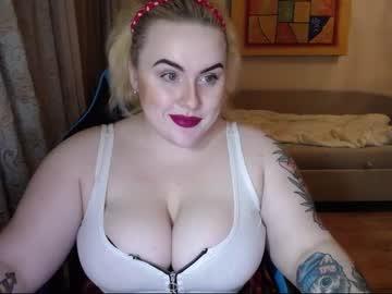 xappleplusx chaturbate