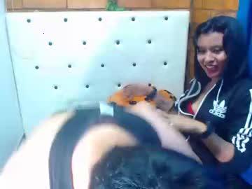 yuly_and_marie chaturbate